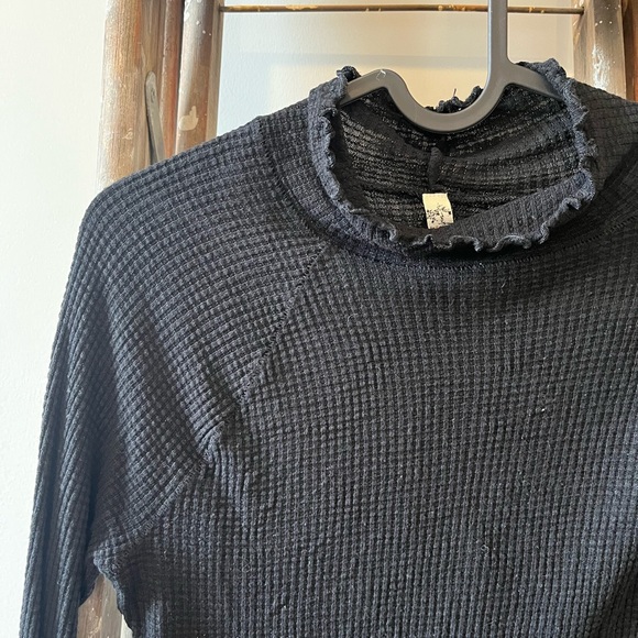 FREE PEOPLE | Make It Easy Thermal Turtleneck | Black - Picture 6 of 9